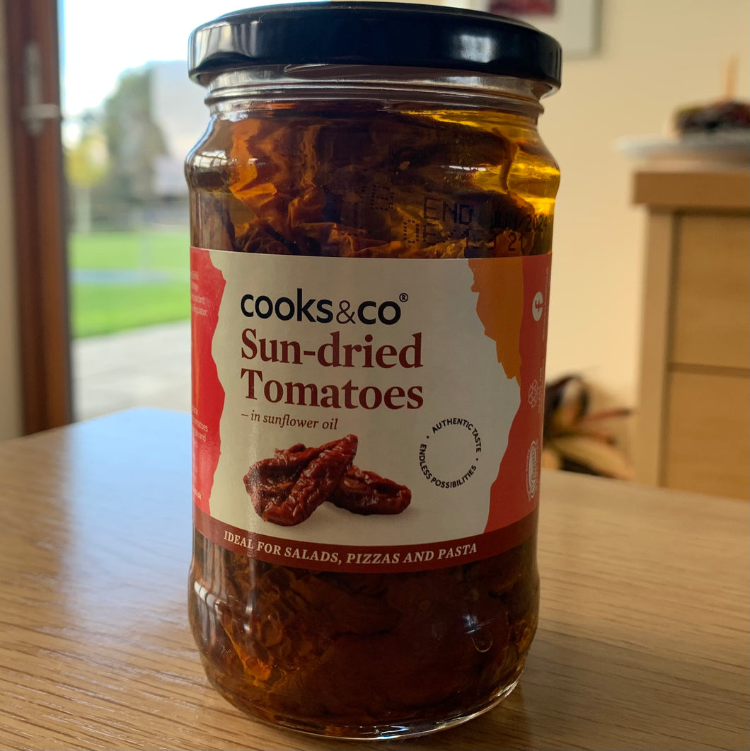Cooks & Co Sun Dried Tomatoes in sunflower oil 295g
