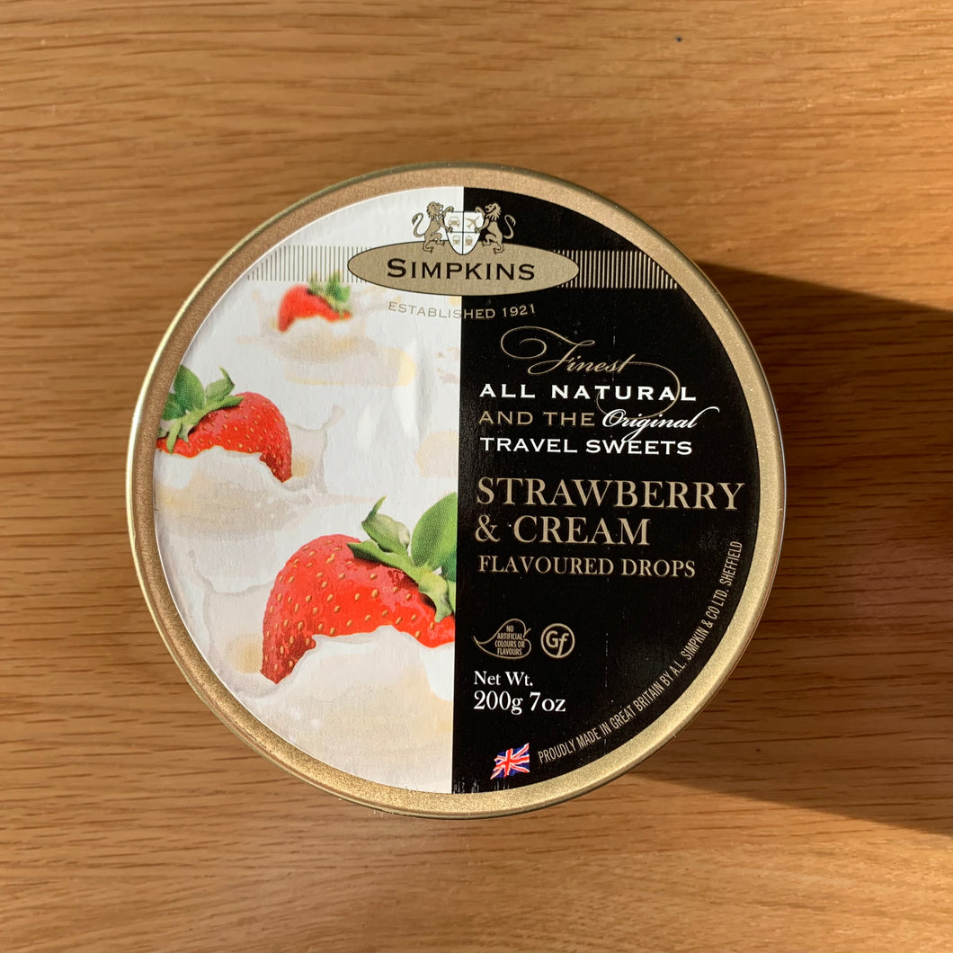 Strawberry & Cream Travel Sweets 200g Simpkins